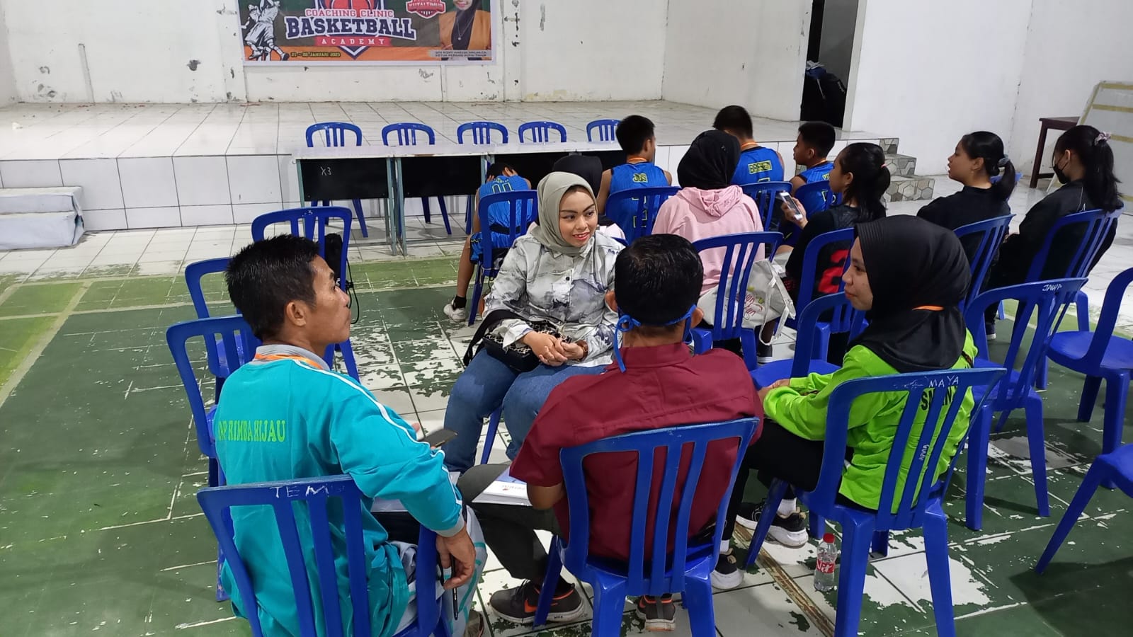Ketua PERBASI Kutai Timur (Kutim), Rizky Amelia usai meresmikan Coaching Clinic Basketball